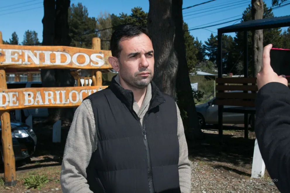 "Era la primera vez que venía a Bariloche, se dejó guiar por el GPS y no vio los carteles de tránsito"