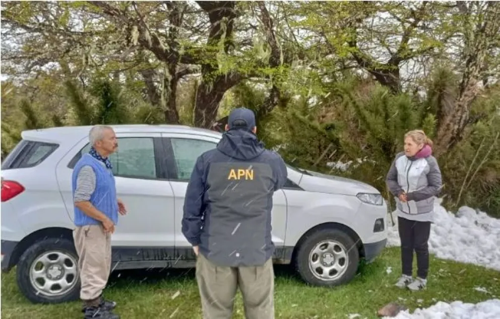 Rescataron a turistas que estuvieron pérdidos casi una semana en el Parque Nacional Lanín