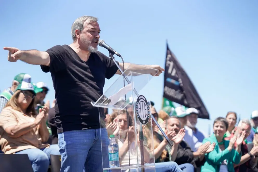 Aguiar: festejo, compromisos y deseos 