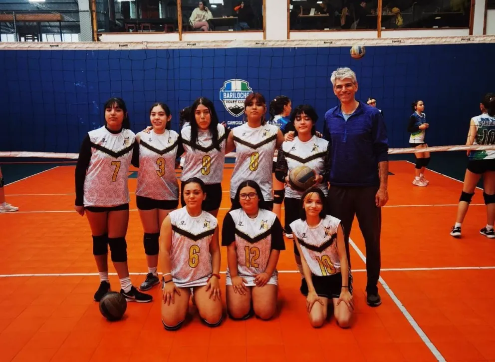 En La Angostura y en Bariloche, se vivió un gran jornada de vóley