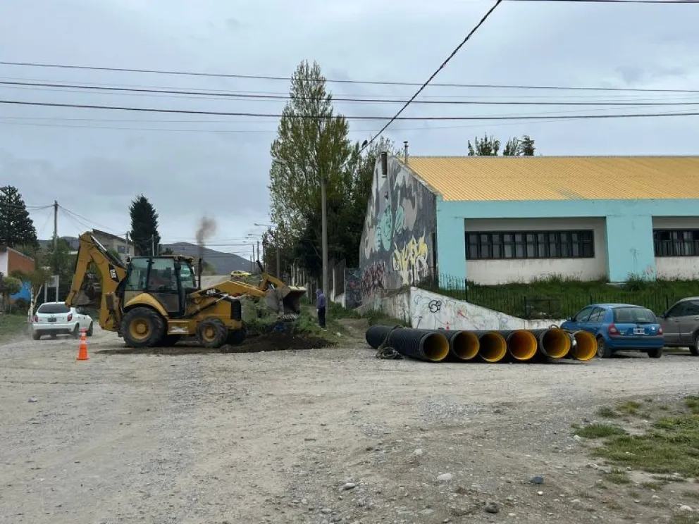 Comenzaron los trabajos pluviales en el Barrio Las Quintas