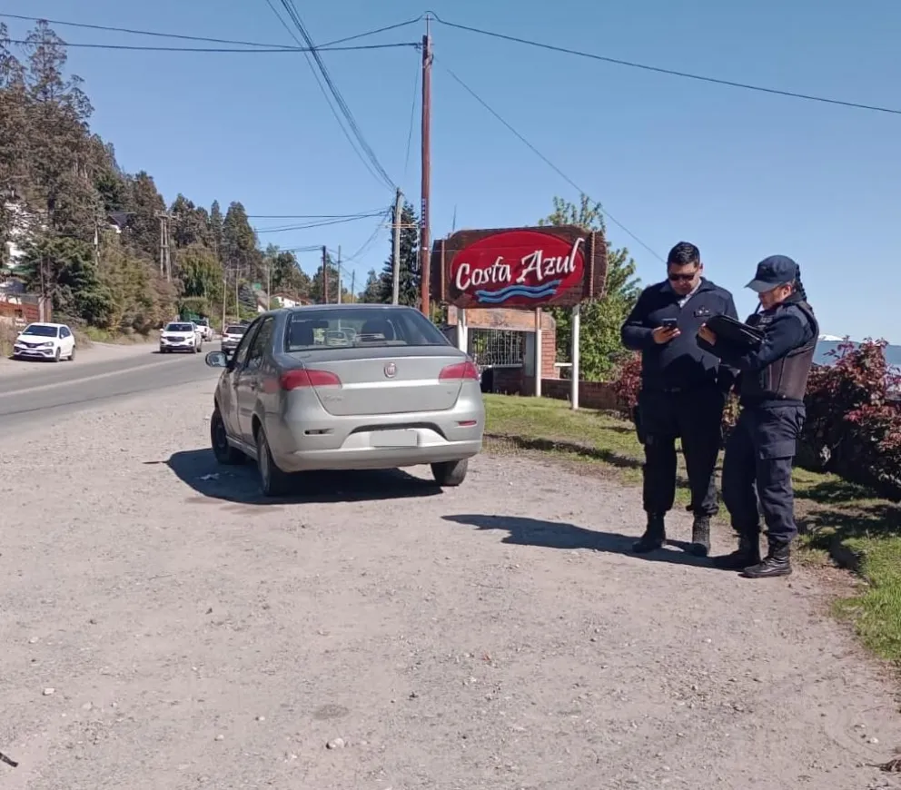 Secuestran un vehículo que estaría implicado en un hecho delictivo ocurrido en Neuquén