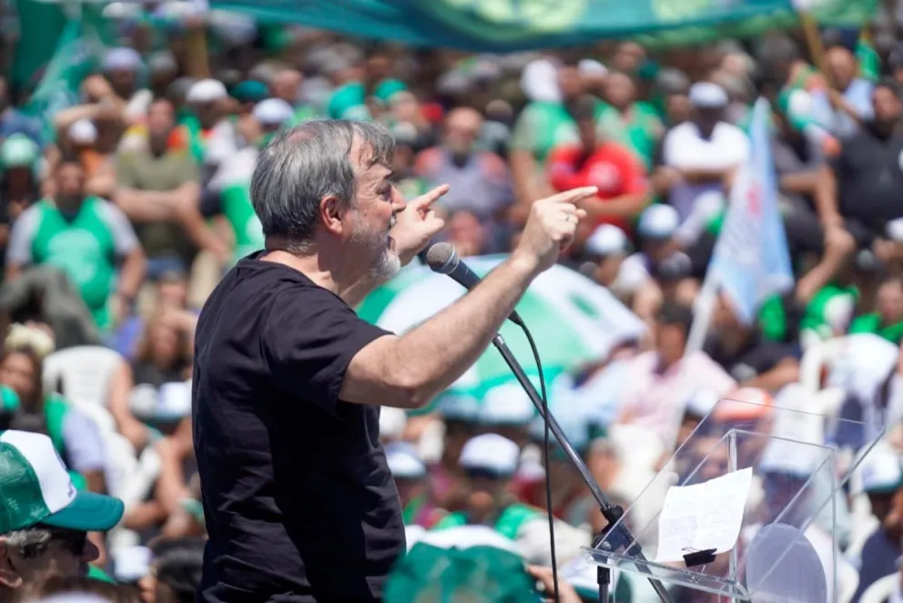 Víctor De Gennaro respaldó a Rodolfo Aguiar: “Ha sido parido por las luchas”