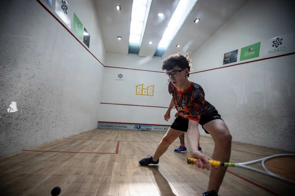 La sexta fecha del squash regional fue para Gustavo Lomaglio
