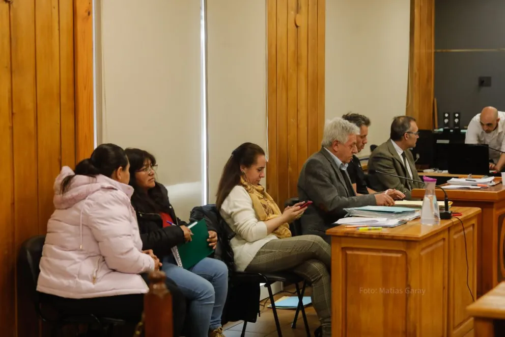 "Todos los adultos acompañantes por acción u omisión permitieron que los alumnos ingresen al lago"