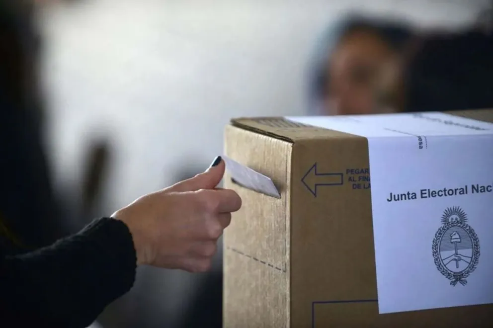 ¿Qué pasaría en caso de un resultado estrecho entre Sergio Massa y Javier Milei?