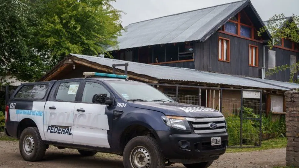 La Federal allanó tres casas y secuestró millones en droga