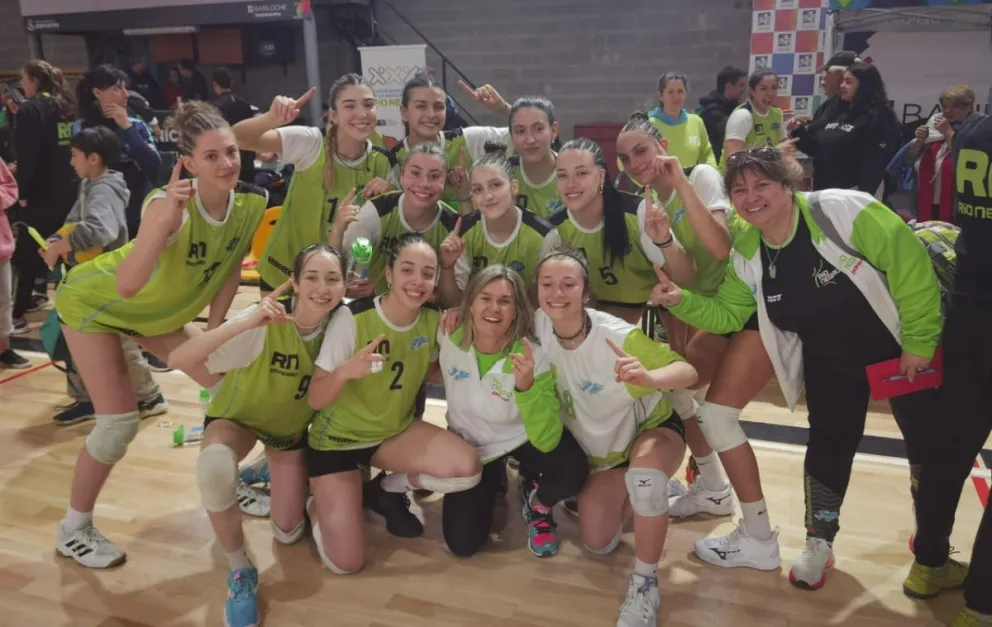 En el vóley damas, Río Negro gritó campeón