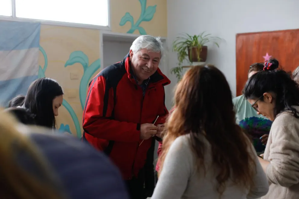 "Nos vamos a arreglar con lo que nosotros tenemos, a Bariloche lo sacamos entre todos adelante"