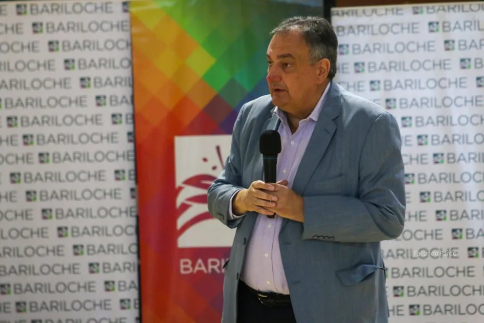 "Destaco la labor de los trabajadores municipales, porque algunos piensan que están sentados sin hacer nada"