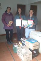 Desde la Biblioteca Sarmiento donaron libros al Hogar OPJ