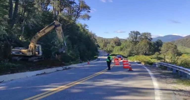 Vialidad comenzó la obra de desvío en la Ruta 40 donde se produjo el ...