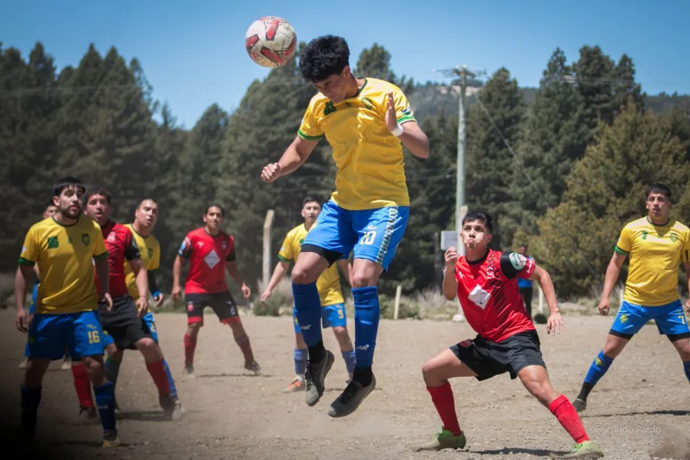 El fútbol libre no tiene descanso