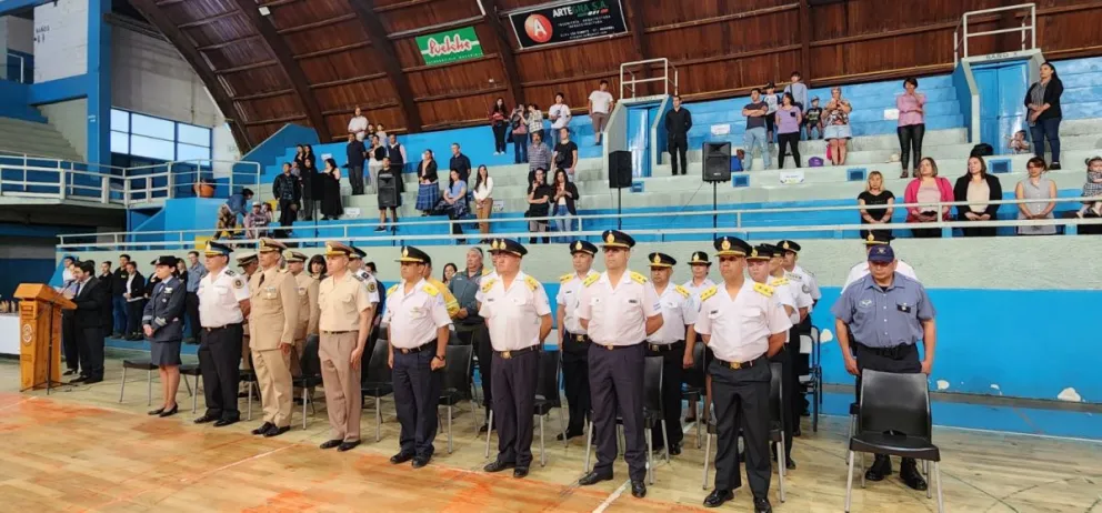 La Policía de Río Negro también celebró en Bariloche el 66 aniversario de la institución