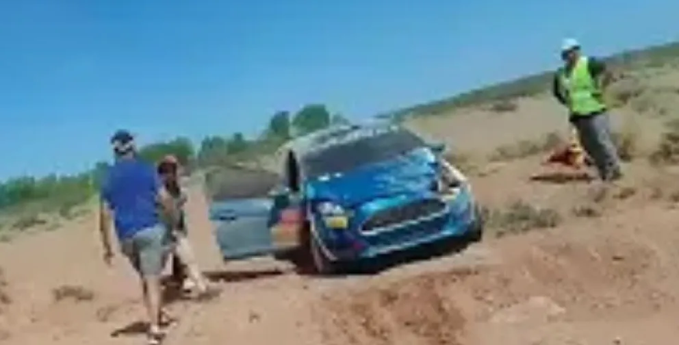 Video: el vuelco del local Galli Pujato