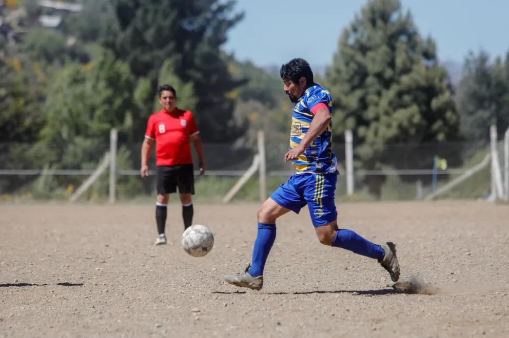 Se juegan las semifinales de veteranos y sénior