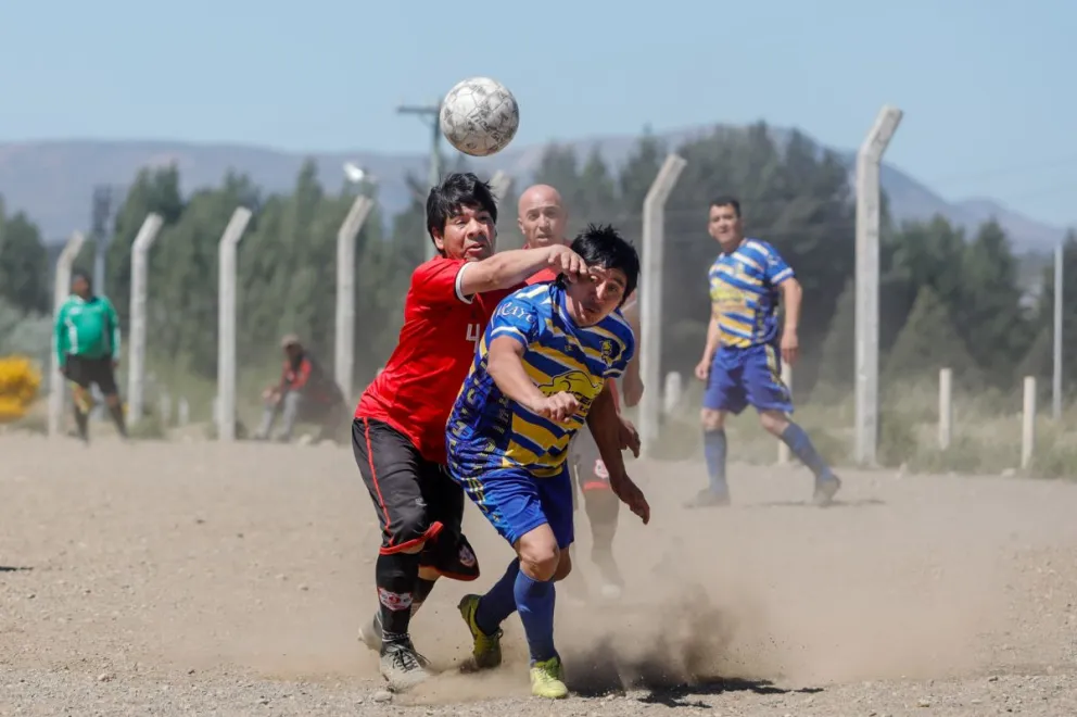 Los Senior y Veteranos del fútbol libre tuvieron cuartos de final