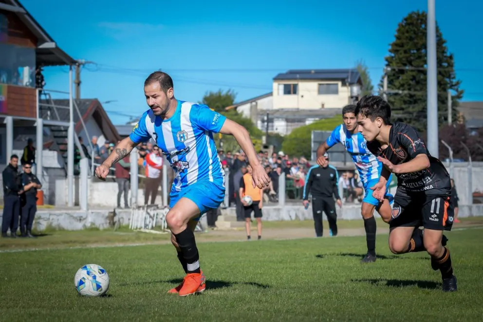 La goleada de Alas en la última fecha no alcanzó para poder clasificar en el Regional Amateur