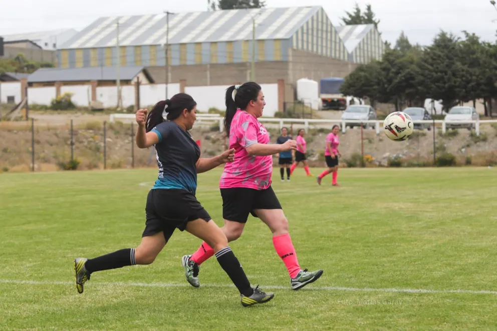 Un domingo solo para las damas
