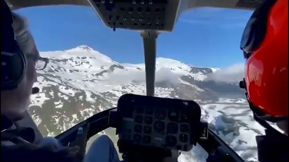 Regalo volador: tres amantes de la montaña recorrieron refugios en helicóptero