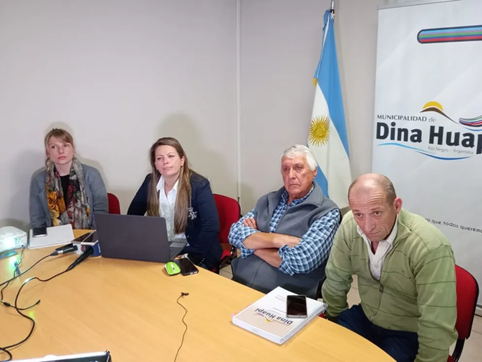 Dina Huapi: Cobarrubia asumió con un déficit de $171 millones de pesos