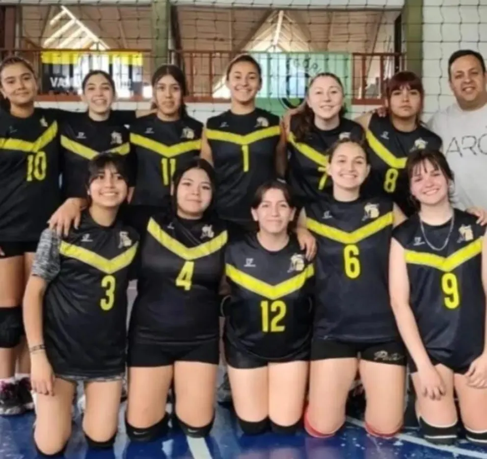 Gran participación del vóley municipal en La Angostura