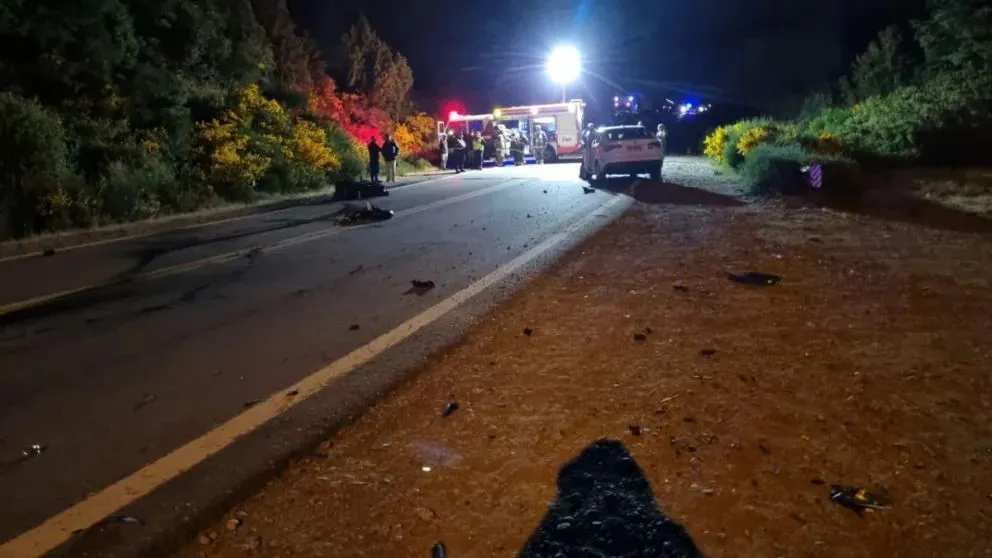 Murió el conductor de una moto al chocar de frente con un auto de alquiler
