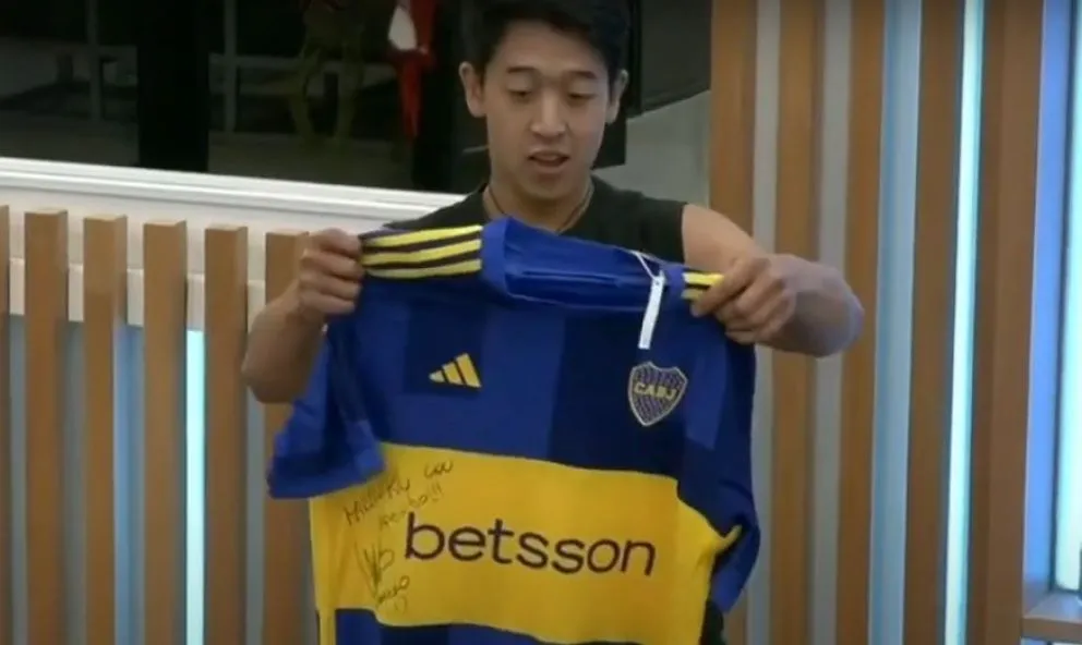Le tocaron el corazón: Martín Ku recibió un tremendo regalo por ser el líder de GH