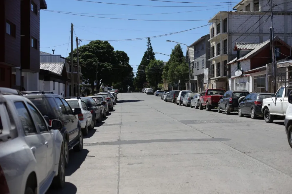Tres mujeres provocaron daños en un gimnasio, fueron descubiertas y detenidas