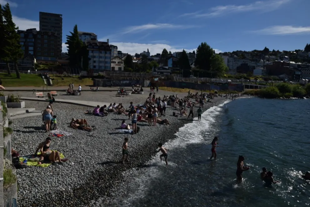 Residentes y turistas disfrutaron de un día radiante en Bariloche 