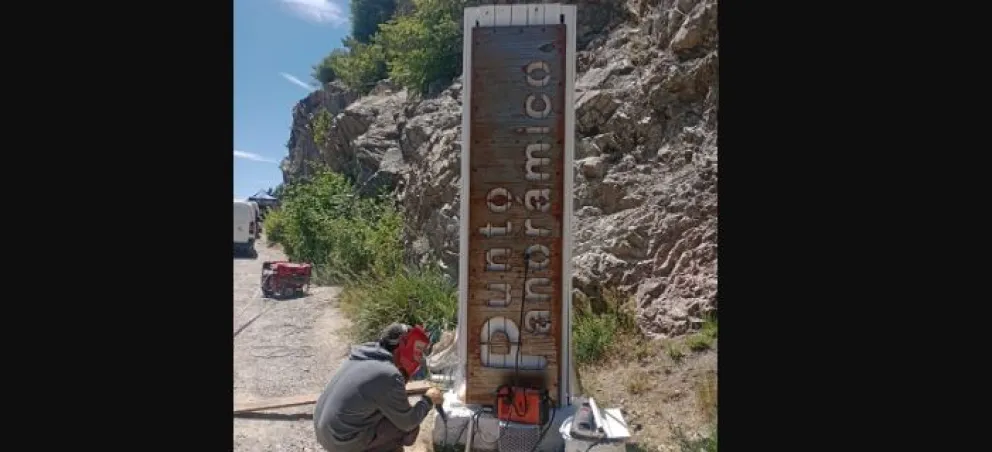 Se instaló la nueva cartelería en el Punto Panorámico con fondos de la Ecotasa
