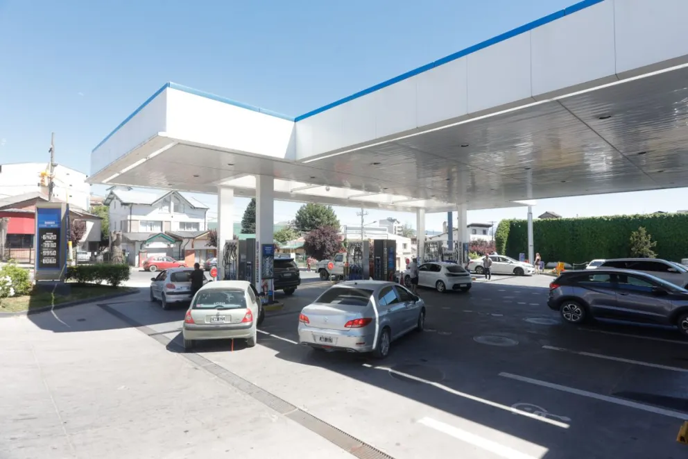 ¿Cuánto cuesta cargar combustible en Bariloche?