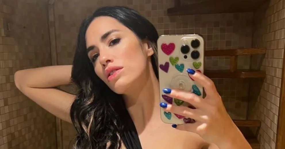 La microbikini furor de Lali Espósito durante sus vacaciones por la Patagonia