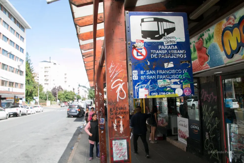 Grave situación de los choferes de Mi Bus ante la falta de cobro del sueldo y el aguinaldo