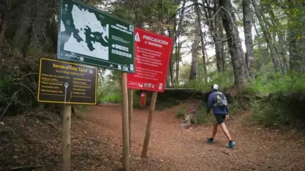 Cierre de senderos por alerta de vientos fuertes y lluvias en Bariloche 