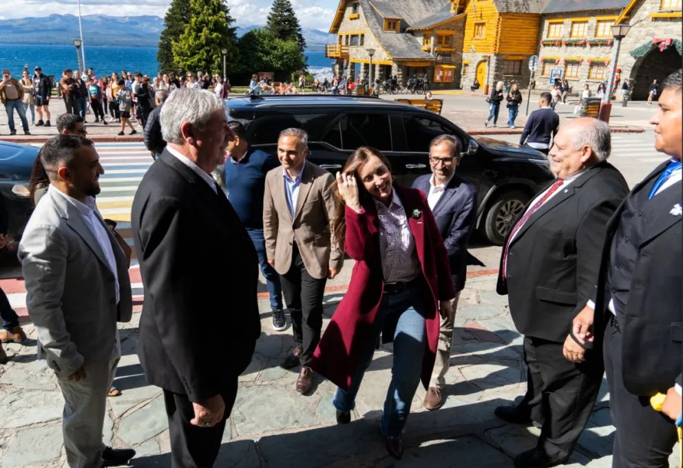 VIDEO: Así llegaba Victoria Villarruel al Centro Cívico