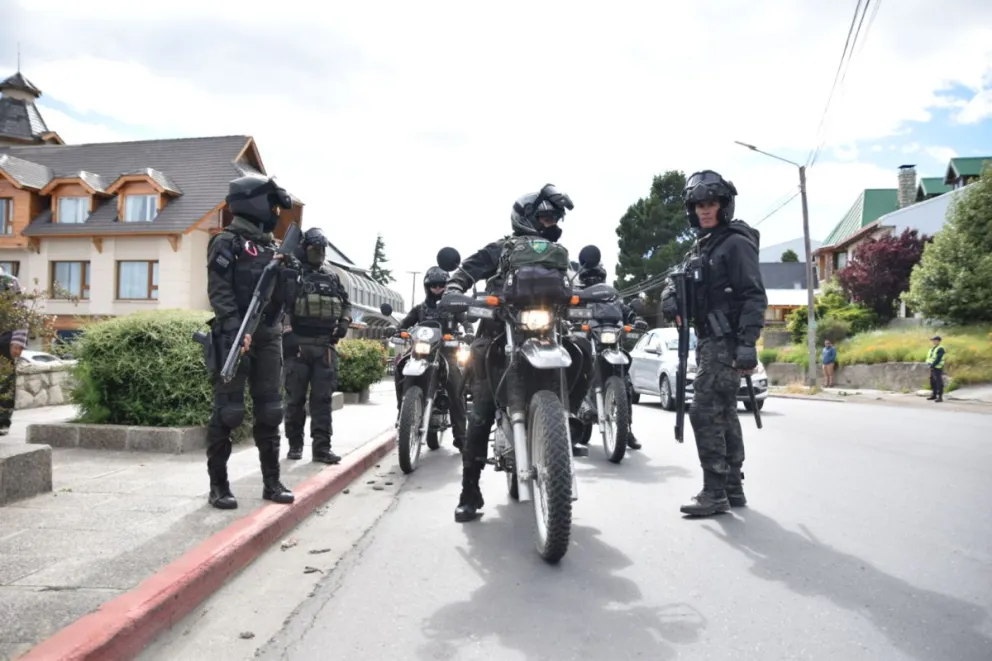 Potente operativo de seguridad para la vicepresidenta en Bariloche