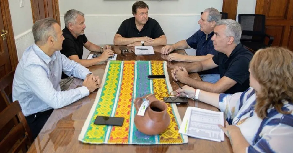 Reunión con UPCN: Weretilneck recibió a Juan Carlos Scalesi