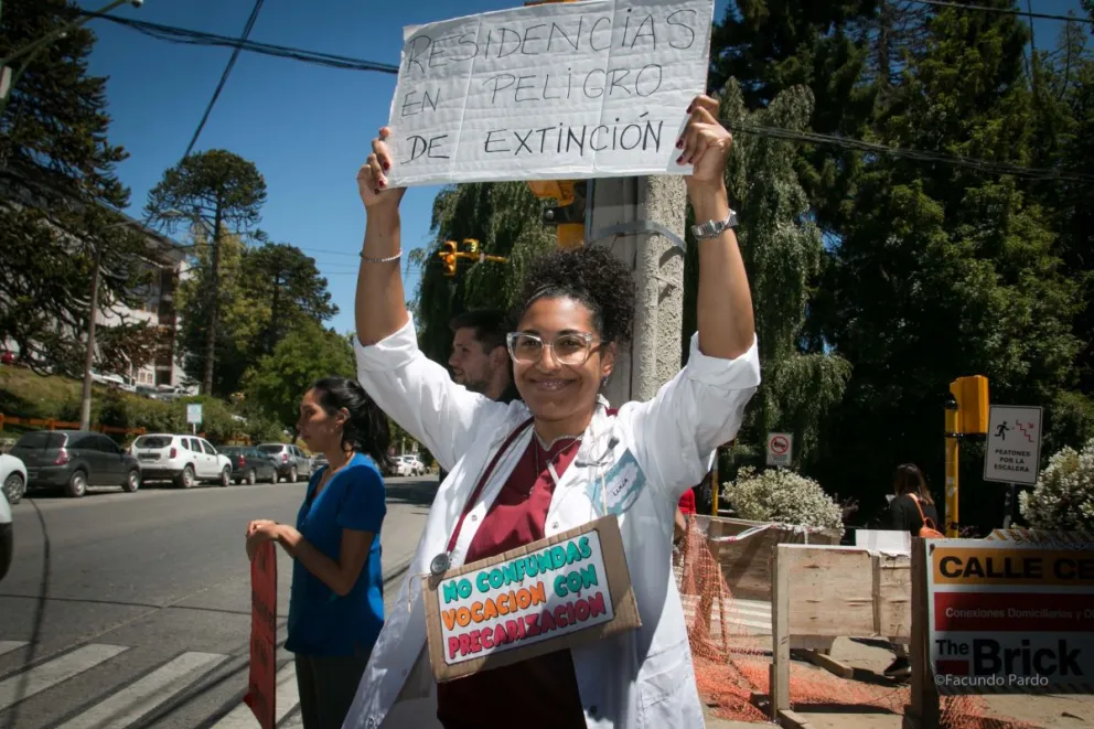 Se levantó el paro de los residentes en el Hospital Zonal de Bariloche 