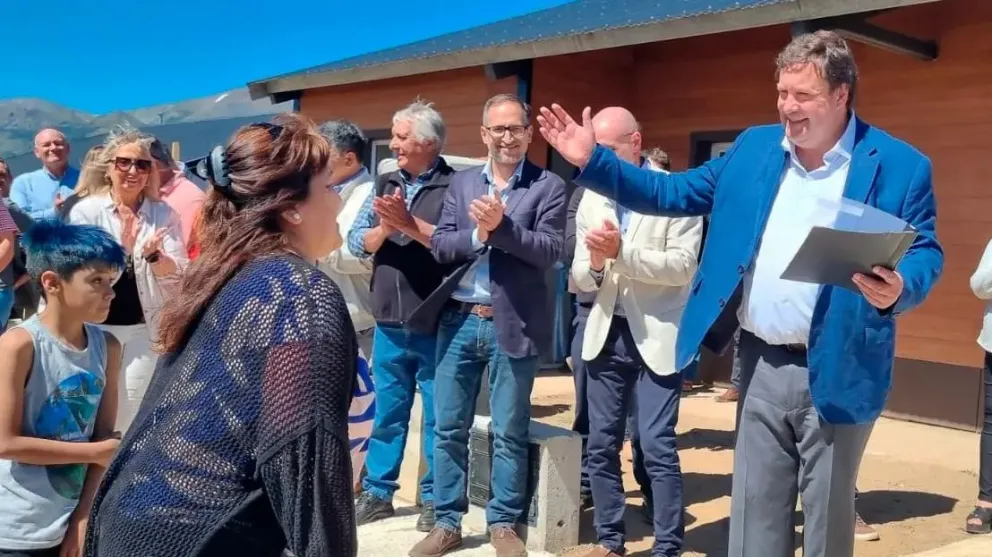 El sueño de la casa propia se volvió realidad para 75 familias barilochenses 