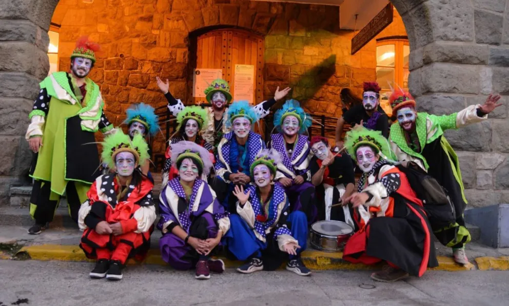 La Retobada calienta motores en el Pre-Carnaval de El Frutillar