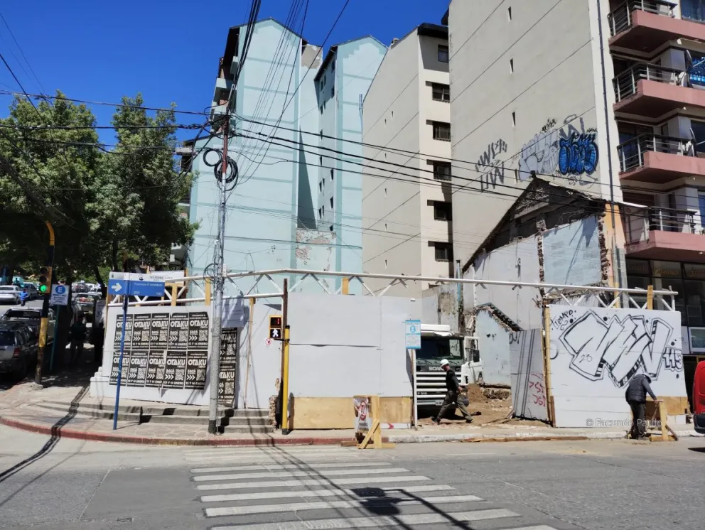 Fuerte crisis en Bariloche en el sector de la construcción por la falta de trabajo