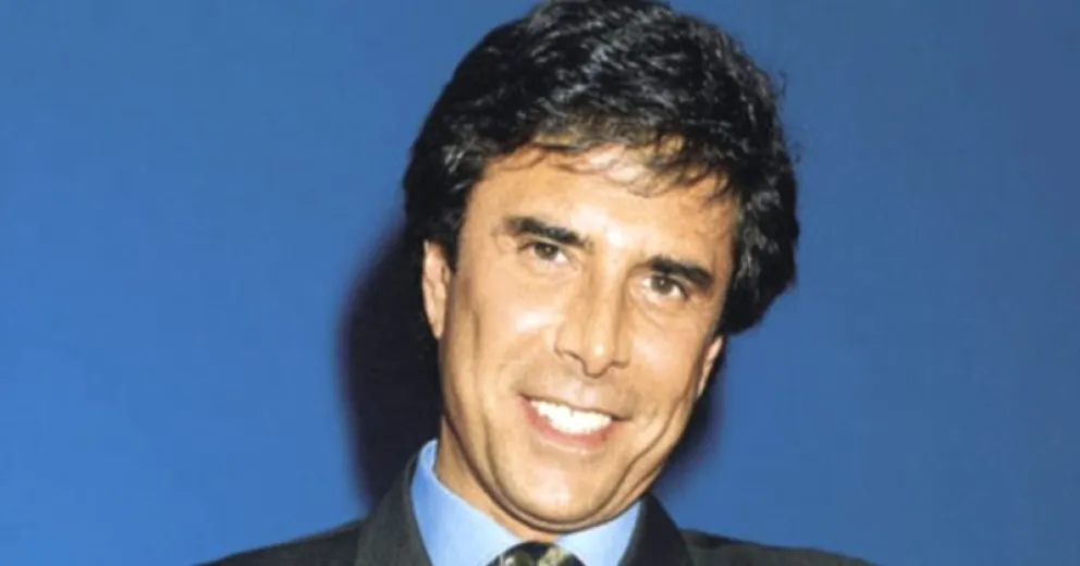 Volvió: apareció en escena Jorge Martínez tras su internación y así está hoy