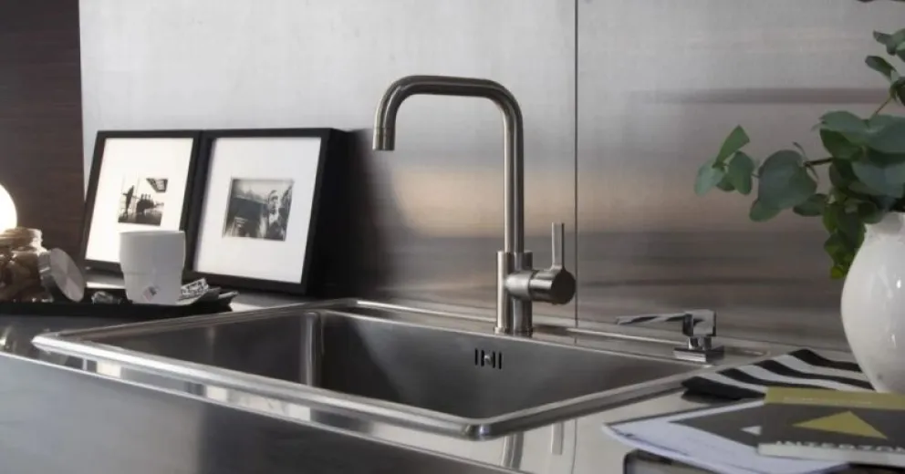 El truco casero infalible para destapar la pileta de la cocina