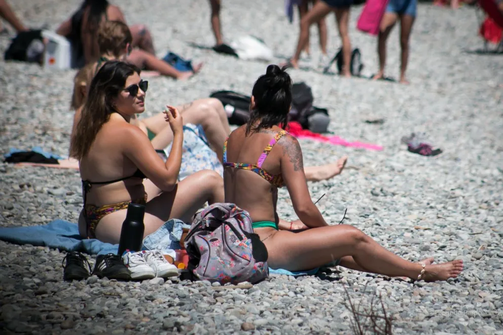 Otro radiante y caluroso día para disfrutar del verano en Bariloche 
