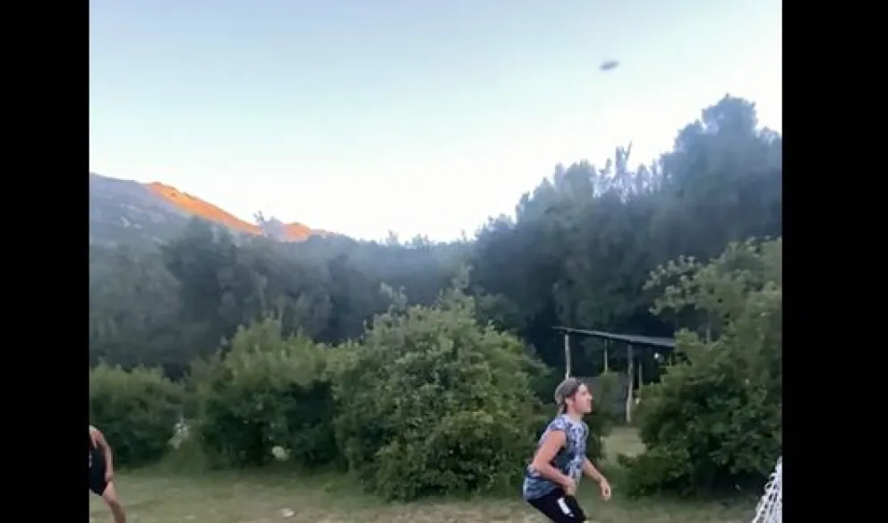 Lograron captar un ovni en un video filmado en cámara lenta 