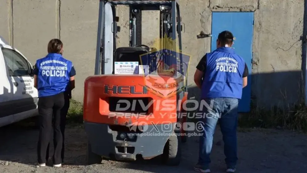 Barilochenses robaron un multicarga en Neuquén y terminaron detenidos en El Frutillar