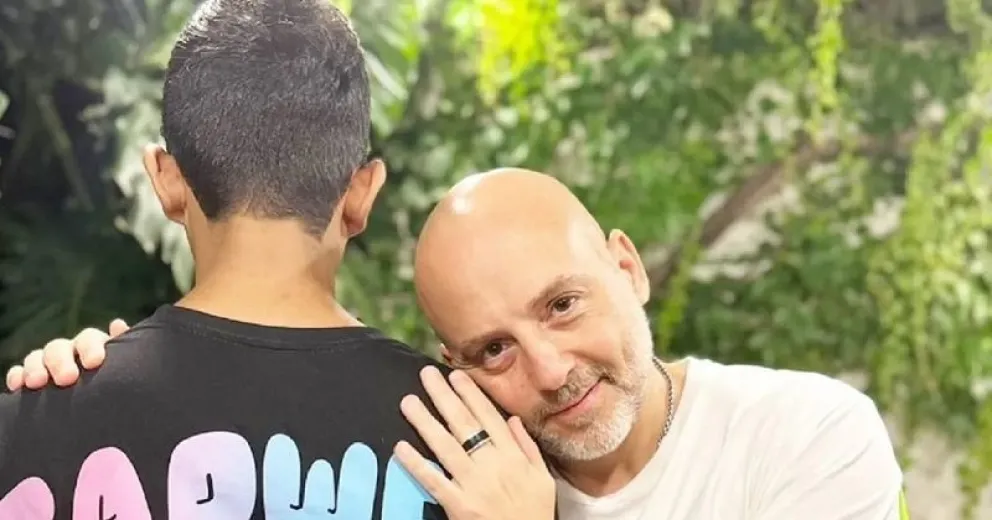 José María Muscari reveló cuándo dará a conocer el rostro de su hijo adolescente