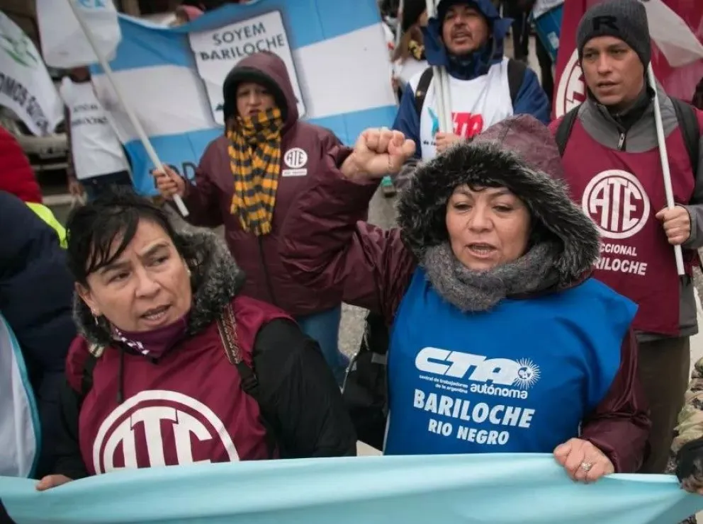 Estas son las entidades que se suman al paro general de este miércoles 24 de enero 