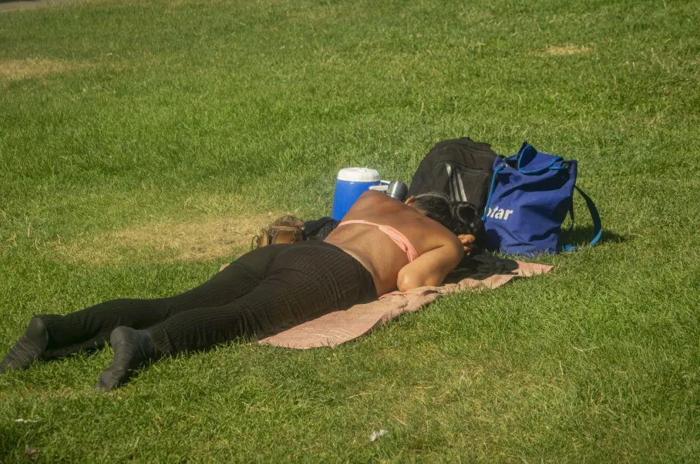 ¿Cuáles son las medidas de prevención ante la ola de calor en Bariloche?